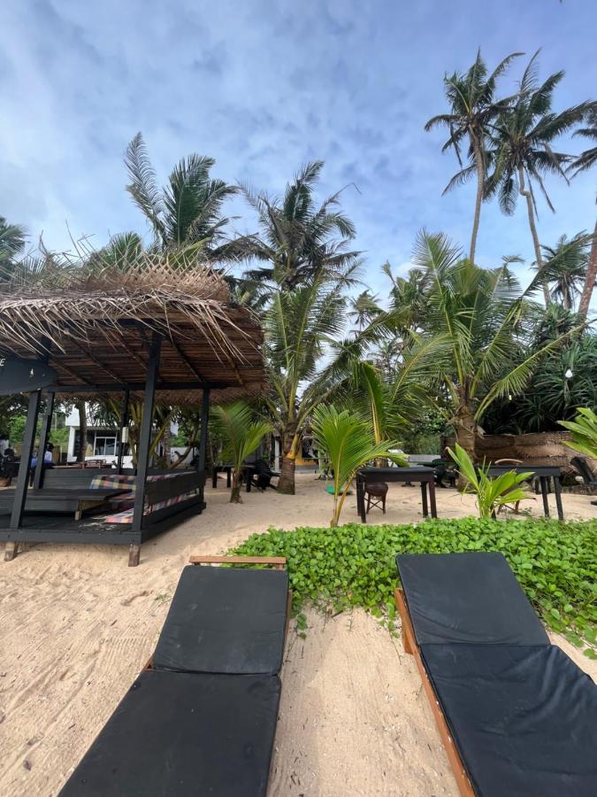 Sabine Holiday Resort And Restaurant Matara Exterior foto